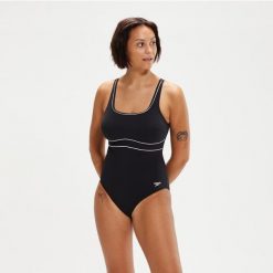 Strój pływacki jednoczęściowy Speedo New Contour Eclipse. Czerwone stroje jednoczęściowe damskie Speedo, xs, bez wzorów. Za 179.99 zł.