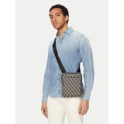 Saszetka Guess. Brązowe saszetki męskie Guess. Za 329.99 zł.
