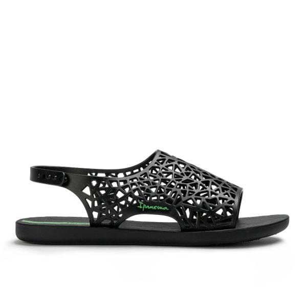 Sandały damskie Ipanema 26679 SHAPE. Czarne sandały damskie Ipanema, bez wzorów, z materiału, bez obcasa, na płaskiej podeszwie. Za 89.00 zł.