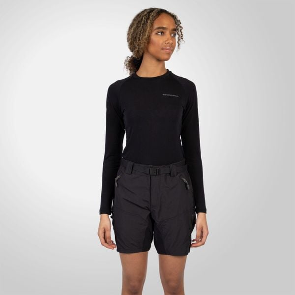 Szorty damskie z podkoszulkiem Endura Hummvee. Czarne spodenki sportowe damskie ENDURA, s, z materiału, rowerowe. Za 319.99 zł.