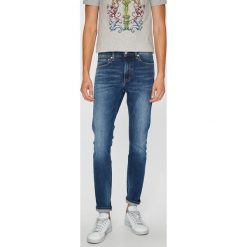 Calvin Klein Jeans - Jeansy. Niebieskie jeansy męskie Calvin Klein Jeans. W wyprzedaży za 319.90 zł.