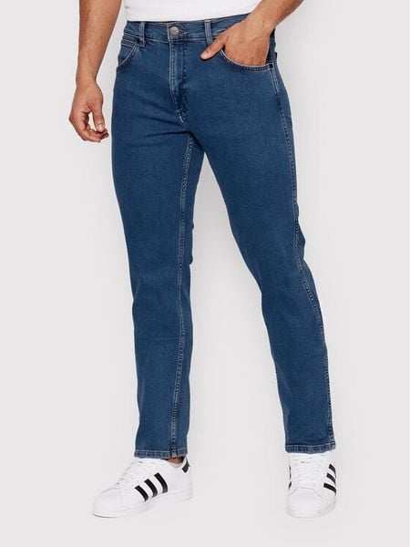 Wrangler Jeansy Greensboro W15QYI39U 112145840 Niebieski Regular Fit. Niebieskie jeansy męskie Wrangler. Za 339.99 zł.