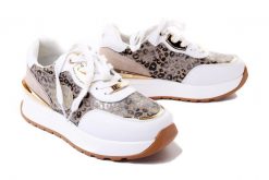 GOE LL2N4070 white/gold, półbuty sportowe damskie. Białe półbuty damskie GOE, bez wzorów, ze skóry, sportowe, bez obcasa, na koturnie. Za 224.94 zł.