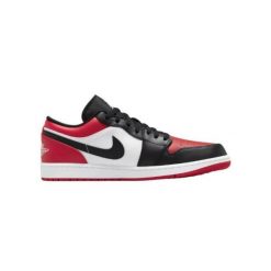 Buty sportowe męskie Air Jordan 1 Low Bred Toe. Czerwone buty sportowe na co dzień męskie Jordan, bez zapięcia. Za 959.99 zł.