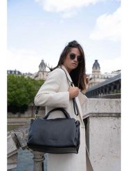 Maison héritage PARIS Skórzany shopper bag "Emerald" w kolorze czarnym - 48 x 28 x 22 cm rozmiar: onesize. Czarne shopper bag damskie maison héritage PARIS, bez wzorów, z materiału, przez ramię, bez dodatków. Za 474.45 zł.