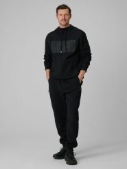 4F Spodnie dresowe joggery męskie - czarne L. Czarne spodnie dresowe męskie 4f, bez wzorów, z bawełny. Za 179.99 zł.