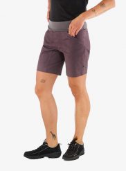 Spodenki wspinaczkowe damskie Edelrid Sansara Shorts II. Fioletowe szorty damskie EDELRID, bez wzorów, z bawełny. Za 238.15 zł.