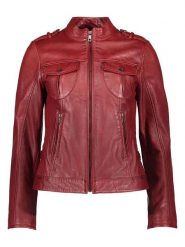 Bugatti Skórzana kurtka w kolorze czerwonym rozmiar: 46. Czerwone kurtki damskie Bugatti, bez wzorów, ze skóry, bez kaptura. Za 717.99 zł.