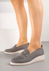 Szare Półbuty na Koturnie z Ozdobą i Cyrkoniami Neviae. Szare czółenka damskie Born2be, z aplikacjami, bez obcasa, na koturnie. Za 69.99 zł.