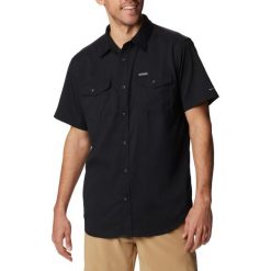 Koszula sportowa męska Utilizer II Solid Short Sleeve Shirt. Czarne koszule męskie Columbia, m, bez wzorów, z poliesteru, bez kołnierzyka, bez ramiączek. Za 199.99 zł.