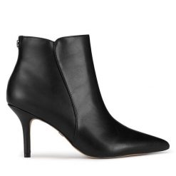 Botki Nine West. Czarne botki damskie Nine West, bez obcasa, na szpilce, bez zapięcia. Za 259.99 zł.