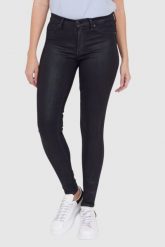 7 FOR ALL MANKIND Woskowane czarne jeansy w odcieniu niebieskim HW SKINNY COATED SLIM ILLUSION. Czarne jeansy damskie 7 FOR ALL MANKIND. W wyprzedaży za 649.99 zł.