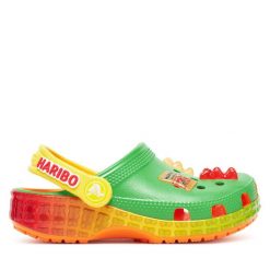 Klapki Crocs. Zielone klapki damskie Crocs, bez wzorów, bez obcasa. Za 259.99 zł.