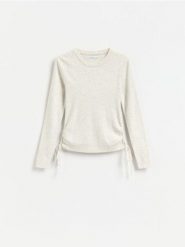 Sweter z wiązaniami - beżowy. Brązowe swetry klasyczne damskie Reserved, l, z bawełny, bez kołnierzyka. Za 99.99 zł.