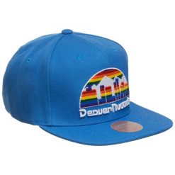 Mitchell & Ness czapka z daszkiem NBA Denver Nuggets NBA Team Ground. Niebieskie czapki męskie Mitchell & Ness, bez wzorów, sportowe. Za 149.00 zł.