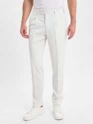 Finshley & Harding London spodnie garniturowe - Hudson Mężczyźni Comfort Fit wiskoza biały|niebieski, 50. Białe spodnie wizytowe męskie Finshley & Harding London, z syntetyku. Za 349.95 zł.