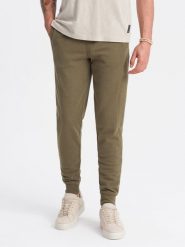 Męskie bawełniane spodnie dresowe joggery BASIC – oliwkowe V2 OM-PABS-0174 - XXL. Zielone spodnie dresowe męskie Ombre Clothing, z bawełny. Za 119.99 zł.