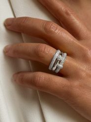 DI GIORGIO Srebrny pierścionek z cyrkoniami rozmiar: 50. Szare pierścionki damskie DI GIORGIO, z cyrkonią, srebrne. Za 261.67 zł.