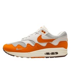 Buty do chodzenia dla dorosłych Air Max 1 Patta Monarch. Brązowe obuwie do biegania damskie Nike, nike air max. Za 1,883.05 zł.
