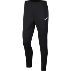 Spodnie Dresowe Unisex Dla Dorosłych Park 20. Czarne szorty męskie Nike, bez wzorów, z dresówki. Za 160.99 zł.