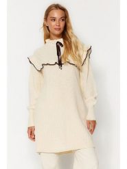 Trendyol Sweter w kolorze kremowym rozmiar: XL. Brązowe golfy damskie Trendyol, xl, bez wzorów, bez ramiączek. Za 86.99 zł.