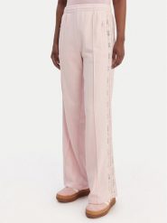 Adidas Spodnie dresowe Firebird Lace KC6444 Różowy Loose Fit. Czerwone spodnie dresowe damskie Adidas, m, bez wzorów, z bawełny. Za 319.99 zł.