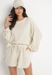 Beżowy Dzianinowy Komplet Bluza i Szorty Novanisa. Brązowe bluzy bez kaptura damskie Born2be, bez wzorów, z dzianiny, klasyczne. Za 129.99 zł.