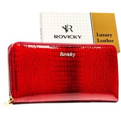 Lakierowany portfel w typie piórnika ze skóry naturalnej w czerwonym kolorze zamykany na suwak RH-25-1-RS Rovicky. Czerwone portfele damskie ROVICKY, bez wzorów, z lakierowanej skóry. Za 95.99 zł.