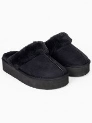 ISLAND BOOT Kapcie "Emesta" w kolorze czarnym rozmiar: 38. Czarne kapcie damskie Island Boot. Za 149.95 zł.
