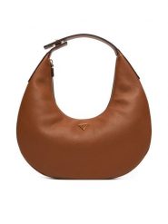 Guess Torebka Evie HWBG96 64020 Brązowy. Brązowe torebki klasyczne damskie Guess, z aplikacjami, ze skóry, bez dodatków. Za 639.99 zł.