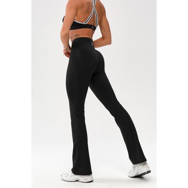 Damskie legginsy dzwony sportowe fitness Rough Radical Mocha Active. Czarne legginsy damskie ROUGH RADICAL, m, bez wzorów, na fitness i siłownię. Za 179.90 zł.