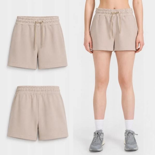 SPODENKI DAMSKIE 4F SZORTY SPORTOWE NA LATO KRÓTKIE KOLOR BEŻOWY. Brązowe spodenki sportowe damskie 4f, l, z bawełny, do biegania. Za 59.99 zł.