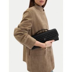 Torebka Badura. Czarne torebki klasyczne damskie Badura, bez wzorów, bez dodatków. Za 229.99 zł.