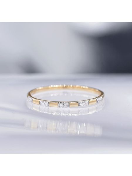 DIAMOND & CO Złoty pierścionek "Apollonia" z diamentami rozmiar: 58. Żółte pierścionki damskie Diamond & Co, z diamentem, złote. Za 741.47 zł.