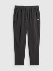 4F Spodnie do biegania szybkoschnące męskie - czarne M. Czarne spodnie materiałowe męskie 4f, bez wzorów. Za 229.99 zł.