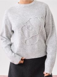 Sweter z długimi rękawami - szary. Szare swetry klasyczne damskie Sinsay, l, bez kołnierzyka. Za 59.99 zł.