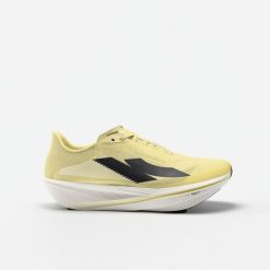 Buty do biegania damskie Kiprun Kipstorm Interval. Czarne obuwie do biegania damskie KIPRUN. Za 499.99 zł.