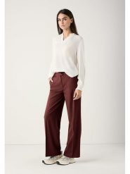 More & More Bluzka w kolorze białym rozmiar: 42. Białe bluzki damskie MORE & MORE, bez wzorów, bez kołnierzyka, bez ramiączek. Za 122.38 zł.