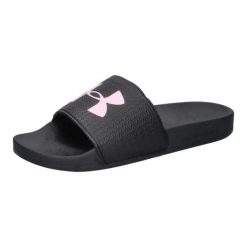 Under Armour Klapki Damskie ARMR Slide 6007532. Czarne klapki damskie Under Armour, bez wzorów, z materiału, bez obcasa. Za 132.75 zł.