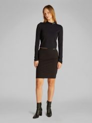 CALVIN KLEIN JEANS Koszulka w kolorze czarnym rozmiar: XL. Czarne bluzki damskie Calvin Klein Jeans, xl, bez wzorów, z jeansu, bez kołnierzyka, bez ramiączek. Za 118.56 zł.