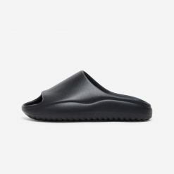 Klapki Unisex Slide. Niebieskie klapki damskie Decathlon. Za 119.99 zł.