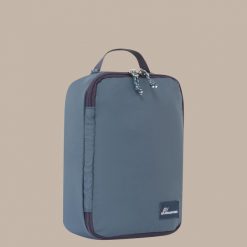 Torba transportowa antyzapachowa Craghoppers II. Niebieskie torebki klasyczne damskie CRAGHOPPERS, bez wzorów, z materiału, bez dodatków. Za 87.90 zł.