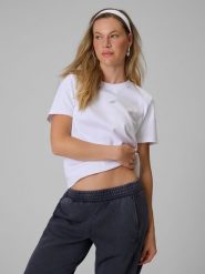 4F T-shirt regular gładki damski - biały S. Białe t-shirty damskie 4f, m, bez wzorów, z bawełny, bez kołnierzyka. Za 69.99 zł.