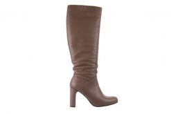 Kozaki Bayla-130 4859 Ciemnobeżowe, Skóra naturalna - 40. Brązowe kozaki damskie Bayla, ze skóry, bez obcasa, na słupku. W wyprzedaży za 269.10 zł.