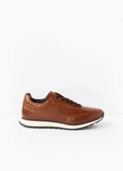 Buty sznurowane marki Bugatti. Brązowe buty sportowe na co dzień męskie bonprix, bez zapięcia. Za 249.99 zł.