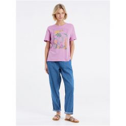 Koszulka damska Protest PRTESSE t-shirt. Czerwone bluzki sportowe damskie Protest, s, bez wzorów, bez ramiączek. Za 139.99 zł.