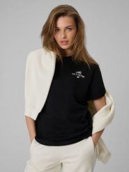 4F T-shirt loose z nadrukiem damski - czarny M. Czarne t-shirty damskie 4f, m, bez wzorów, z bawełny, bez kołnierzyka. Za 69.99 zł.