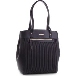 Torebka MONNARI - BAG2890-020 Black. Czarne torebki klasyczne damskie Monnari, z aplikacjami, ze skóry ekologicznej, zdobione, bez dodatków. W wyprzedaży za 129.00 zł.