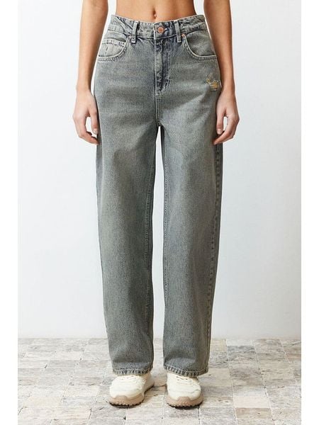 Trendyol Dżinsy - Comfort fit - w kolorze szarym rozmiar: 42. Szare jeansy damskie Trendyol, z podwyższonym stanem. Za 86.99 zł.