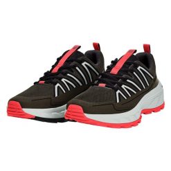 Buty turystyczne męskie Jack Wolfskin Wild Hike Low. Białe buty trekkingowe męskie Jack Wolfskin, z gumy, bez zapięcia, trekkingowe. Za 389.99 zł.